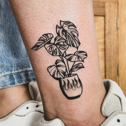 Monstera Flash Tattoo - Deanna Lee