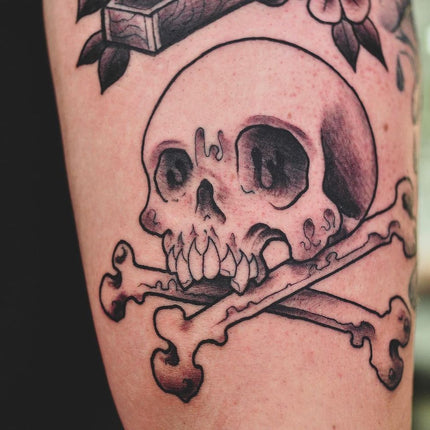 Black and Grey Traditional Skull - Pablo Morte
