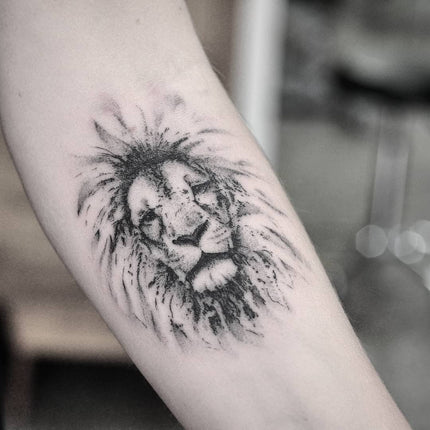 Fineline Lion Portrait Tattoo