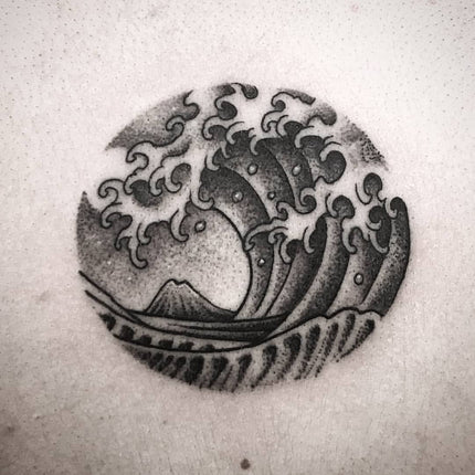 The Great Wave - Tattooed By Pablo Morte
