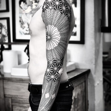 Geometric Lines and Patterns By Chris Jones